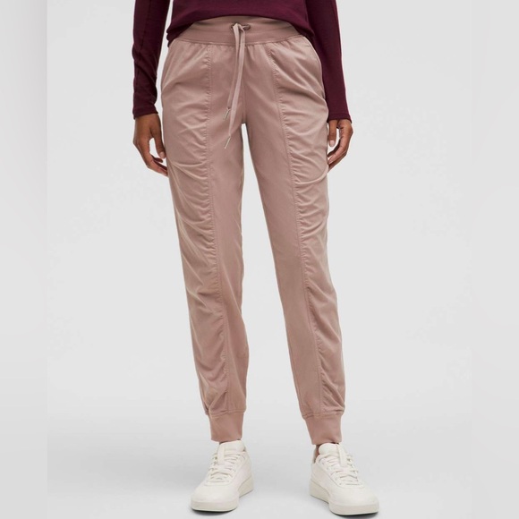 Lululemon Dance Studio Mid-Rise Jogger Full Length Size 6 - Picture 1 of 7